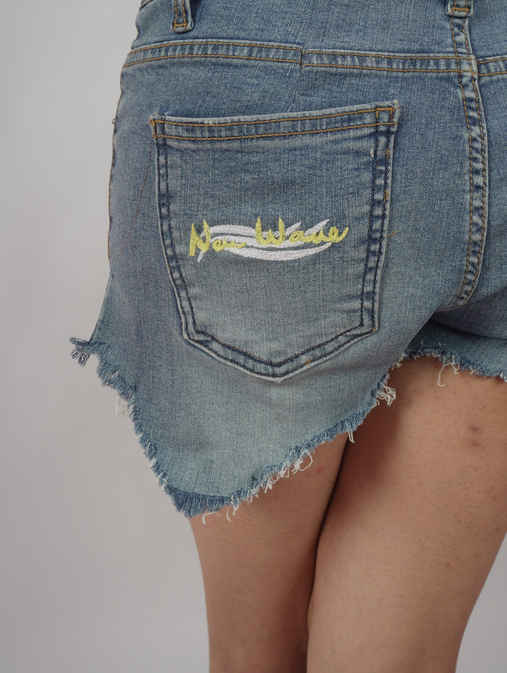 DAISY DAYDREAM DENIM SHORTS