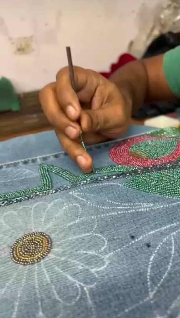 Vintage Muse Denim - close-up 